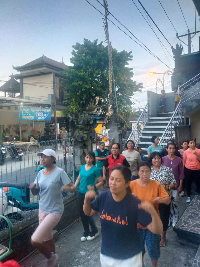 Kegiatan Senam Aerobic Br. Pempatan